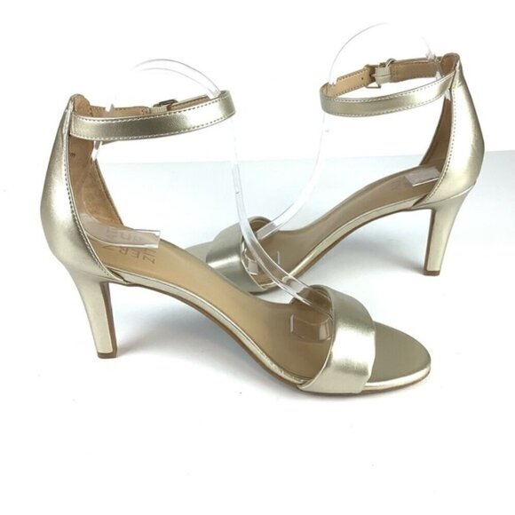 NATURALIZER METALLIC GOLD DRESS SANDALS NWOT - Picture 3 of 11